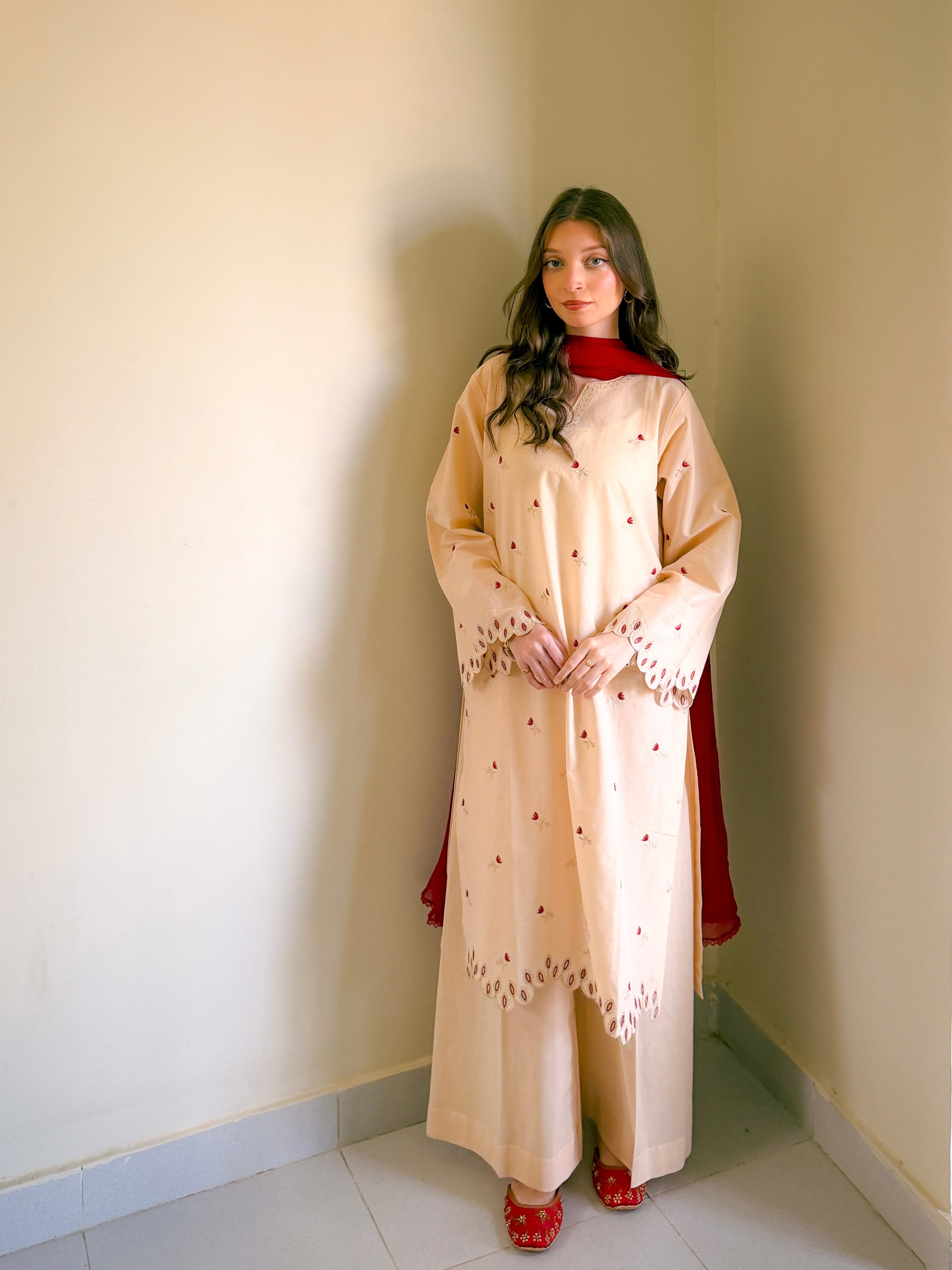 3pc beige lawn suit – Deeqa apparel